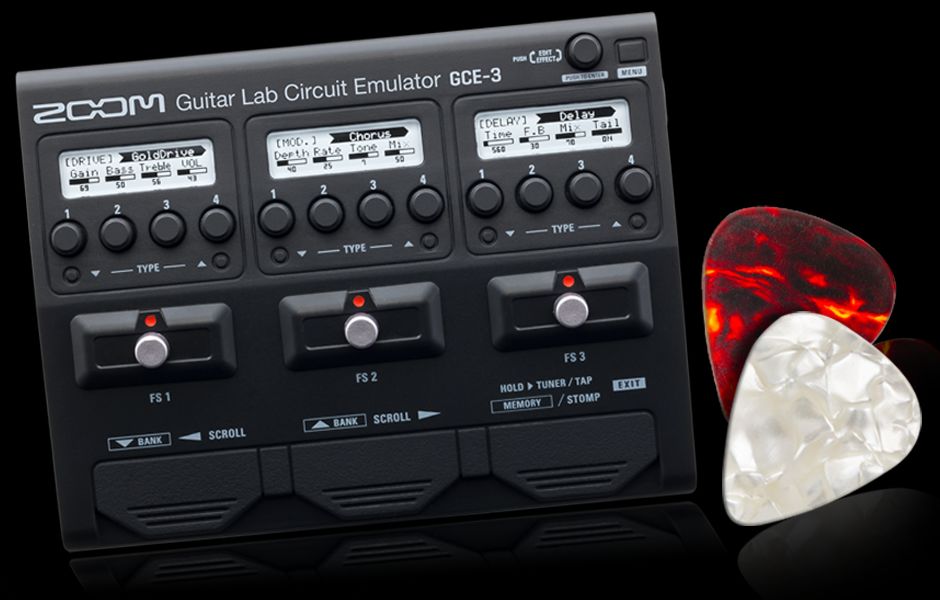 Zoom - GCE-3 - Guitar / Bass MFX, Audio interface -floor / palm